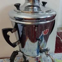 سماور برقی قدیمی جنس خوبا نو بزرگ|سماور، چای‌ساز، قهوه‌ساز|شیراز, بعثت|دیوار