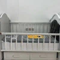 تخت گهواره شو کودک