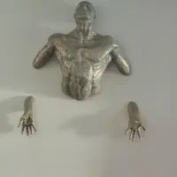 مجسمه دیواری