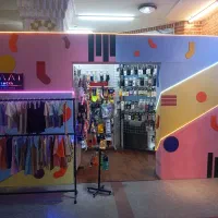 استخدام فروشنده خانم
