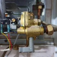 تعمیرات تخصصی پکیج و ابگرمکن و بخاری گازی|خدمات پیشه و مهارت|زاهدان, |دیوار