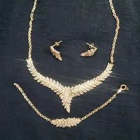 حدود ۵۰ گرم طلا