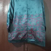 کت وسارافن|لباس|رباط‌کریم, رباط‌کریم|دیوار