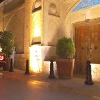 اجاره یک اتاق در بازارچه فیل