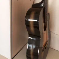 فروش فوری گیتار کلاسیک|گیتار، بیس، امپلیفایر|اسلامشهر, شهرک واوان|دیوار