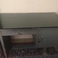 میز چرخدار کامپیوتر  ومیز تحریر فلزی رویه چرمی|میز تحریر و کامپیوتر|شیراز, ریشمک|دیوار