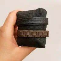 دستبند چرم طبیعی-قیمت ویژه،مناسب هدیه|بدلیجات|کرمان, |دیوار
