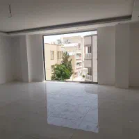 آپارتمان ۱۱۰ متری رو به آفتاب