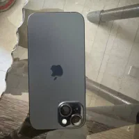 اپل iPhone 15 با حافظهٔ ۱۲۸ گیگابایت