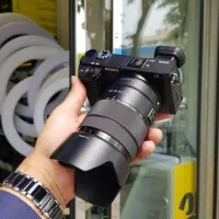 sony alpha 6400 with 18-135