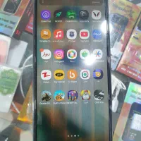 گلکسی a۲۳ سالم بدون کارتون با شارژر بنام نمیخوره