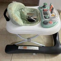 روروئک و تخت کنارمادر