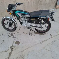 موتور همتاز 200 مدل 1400 کم کارکرد و بینقص