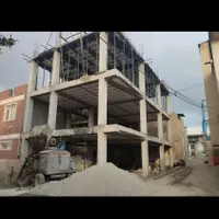بتن ریزی با دستگاه خلاطه مجهزب بالابر