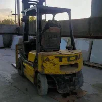 لیفتراک ۲تن تی سی ام