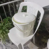 سطل درب دار