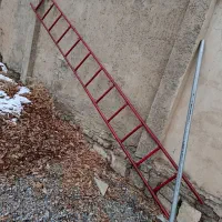 نردبان آهنی