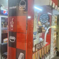 ساندویچ زن