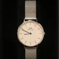 ساعت دنیل ولینگتون