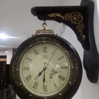 ساعت دوطرفه زیبا