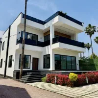 ویلامدرن با آسانسور۳۷۰متری شهرکی بندپی نوشهر