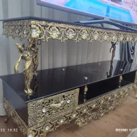 زیر تلویزیون برنز