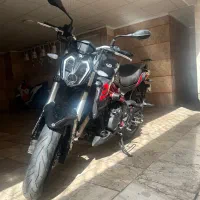 بنلی ۳۰۰ دوسیلندر