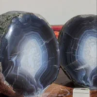 سنگ انواع نگین عمده زیرقیمت بازار.اصل معدنی|جواهرات|لنجان, |دیوار