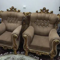 مبل کلاسیک با جلو مبلی و عسلی