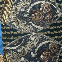 یک جفت پشتی سالم و تمیز