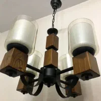 دو عدد لوستر 4 شاخه و یک جفت 3 شاخه