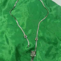 نزدیک۱۵ گرم گردنی