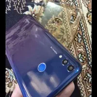 گوشی آنر 8c