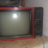 تلویزیون قدیمی سالم|کلکسیون اشیاء عتیقه|اردبیل, |دیوار