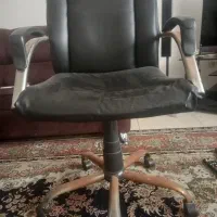 صندلی مدیریتی جک دار