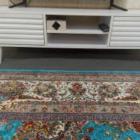 میز تلویزیون در حد نونو سالم