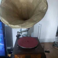 گرامافون قدیمی سالم
