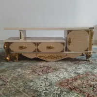 میز تلویزیون در حد نو