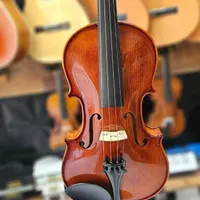 ویولن آماتی 200
