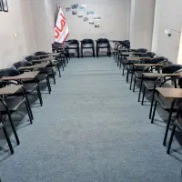 اجاره کلاس و فضای آموزشی با تجهیزات کامل|اجارهٔ کوتاه‌مدت دفتر کار و فضای آموزشی|شیراز, نشاط|دیوار