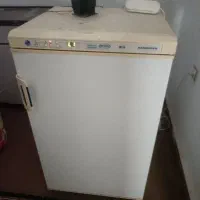 یخچال فریزر آزمایش