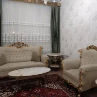مبل ۸ نفره و میز برنجی