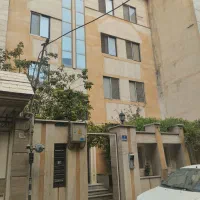 53 متر خوش نقشه و مرتب دور میدان 85