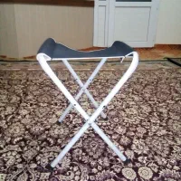 صندلی چرخشی محکم و نو.