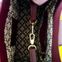 کفش سورمه ای و ست کیف و کفش چرم زرشکی و چندتا کیف|کیف، کفش، کمربند|تهران, باغ فیض|دیوار