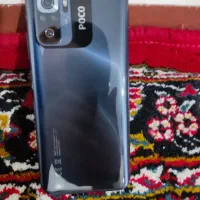 یک دستگاه poco m5 سالم نو