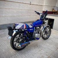 موتور سیکلت ۲۰۰ پیشرو