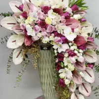 استخدام /گل آرا / تزئین کار گلفروشی