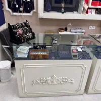 ویترین مناسب برای مغازه های طلافروشی زیورآلات