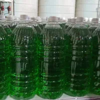 آب رادیاتور و شیشه شور